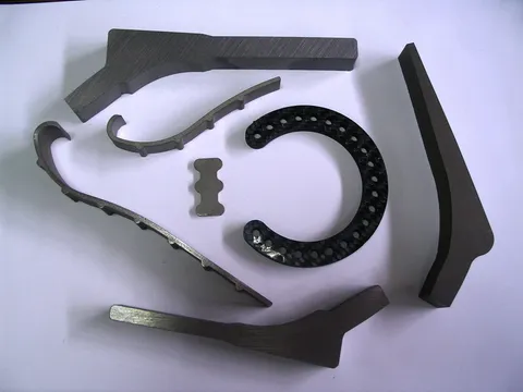Pezzo tagliato con il waterjet 23