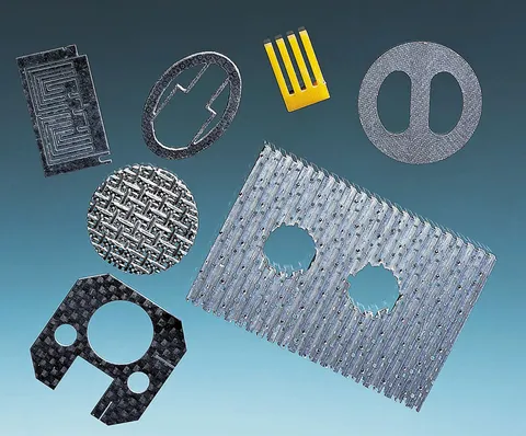 Pezzo tagliato con il waterjet 25